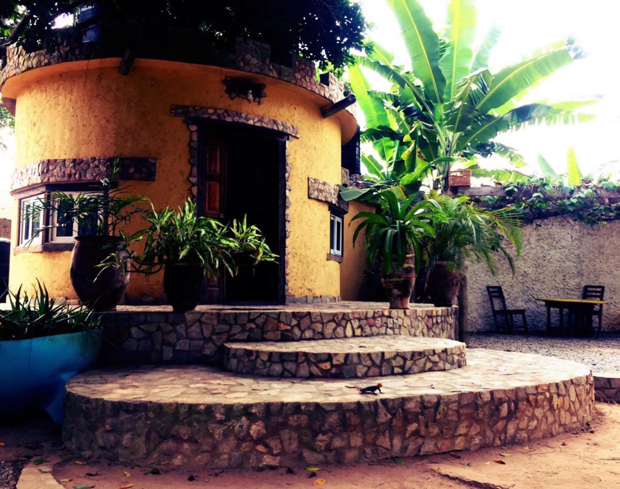 Kokrobite Garden Exteriér fotografie