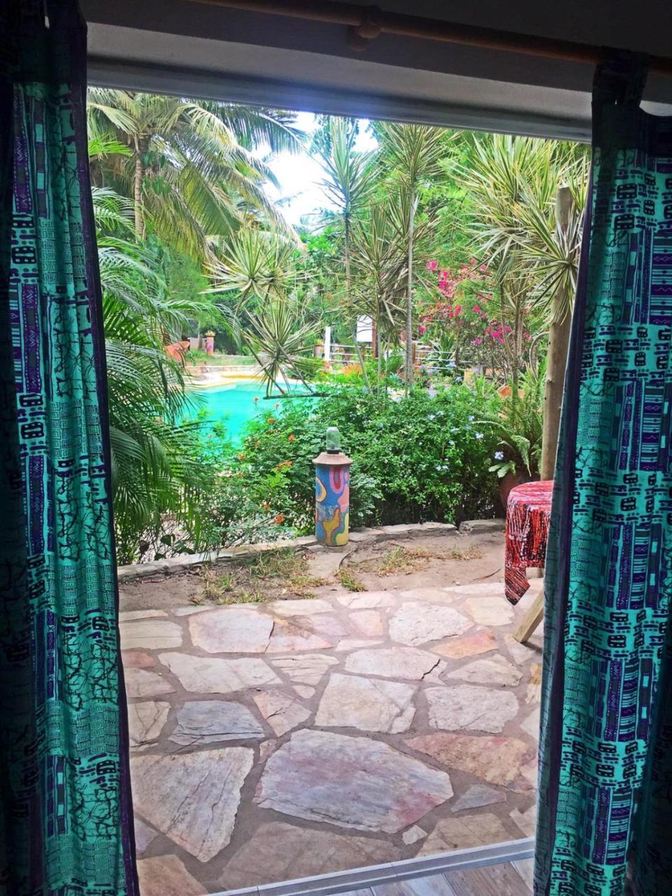 Kokrobite Garden Exteriér fotografie